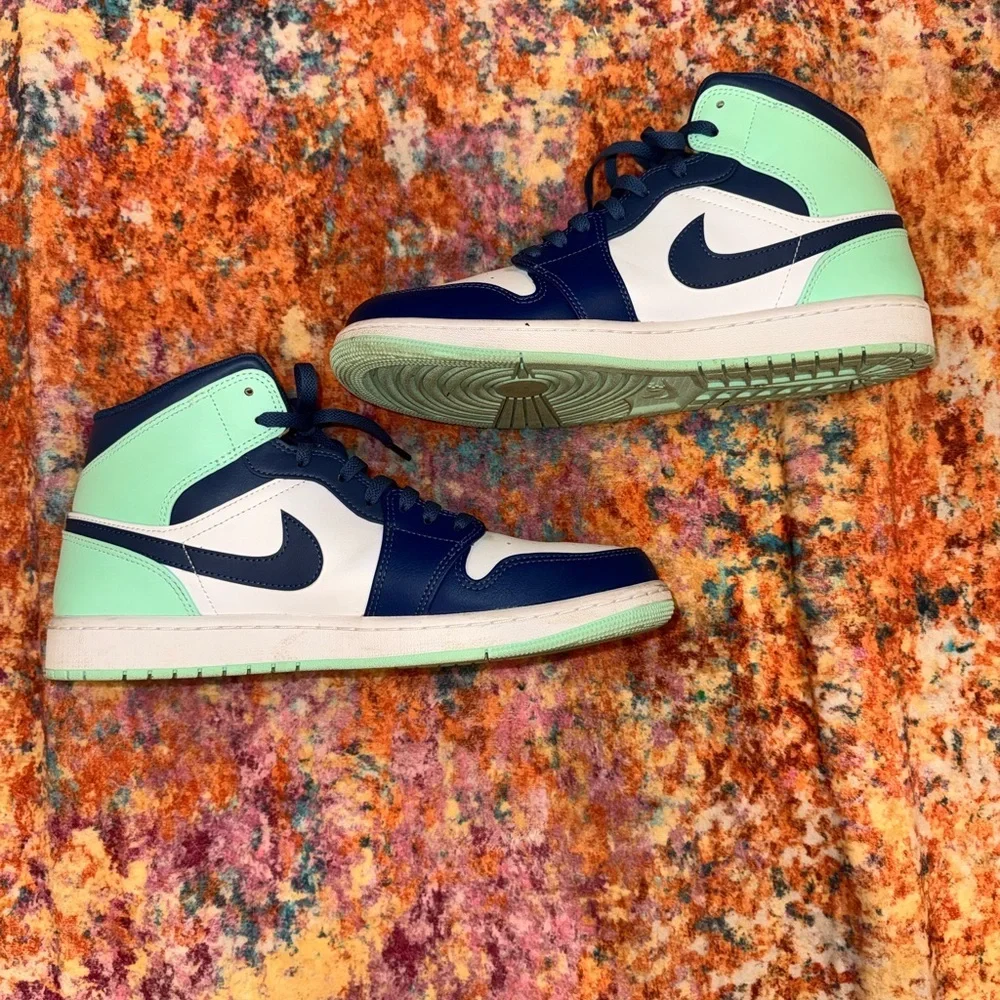 Nike Air Jordan 1 Mid Navy Mint Green White Sneakers Men’s Size 12 554724-413